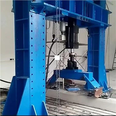 Fatigue Testing Machine for Concrete Beams